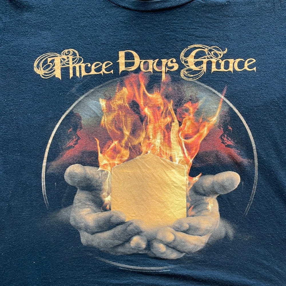 Three Days Grace Flame Tee / size Large